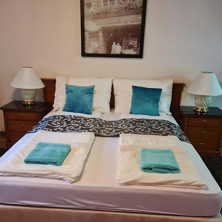 Toroes Panzio Bed & Breakfast Szabolcs Exterior photo